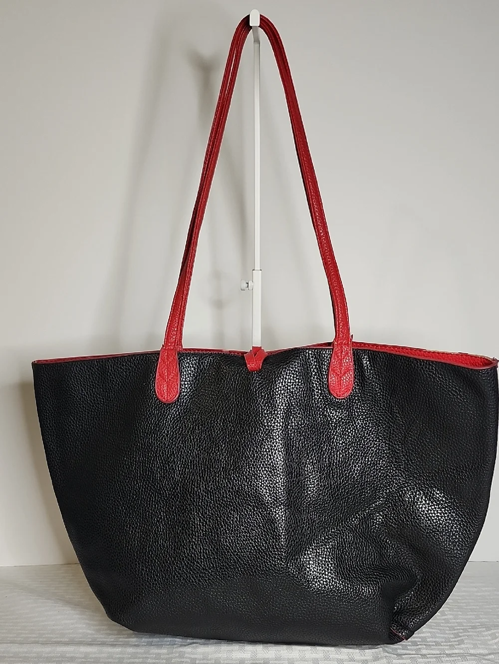 BCBG Paris Reversible Tote Shoulder Bag Black Red